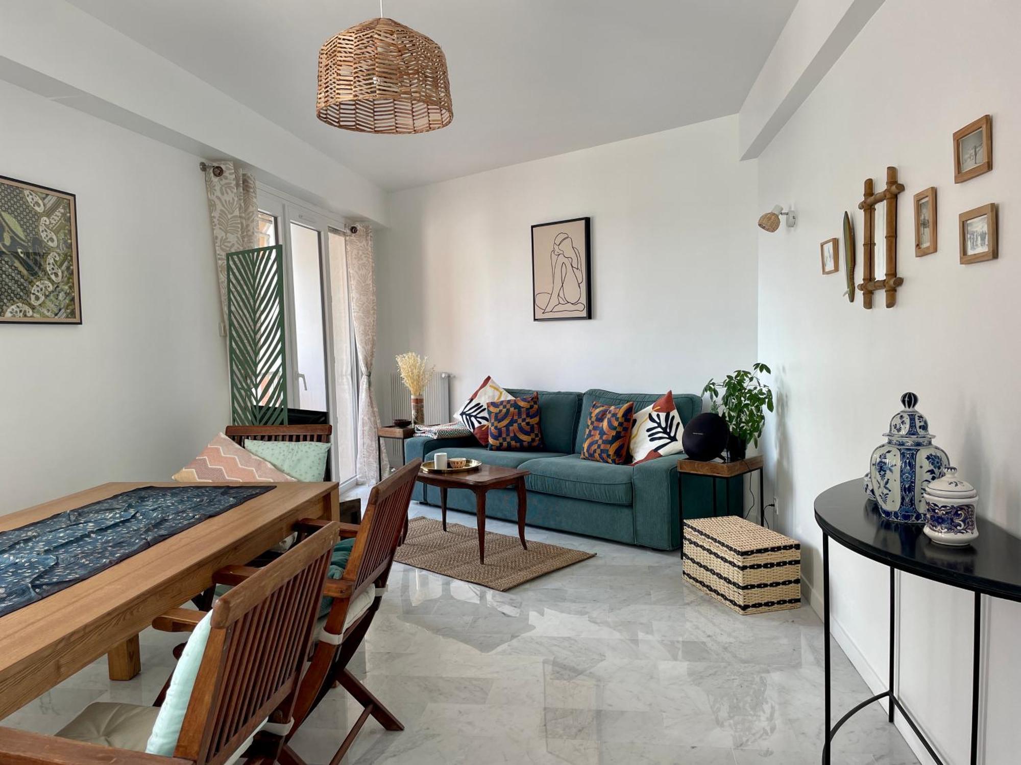 Bright Appartment With View 케인즈수르메르 외부 사진
